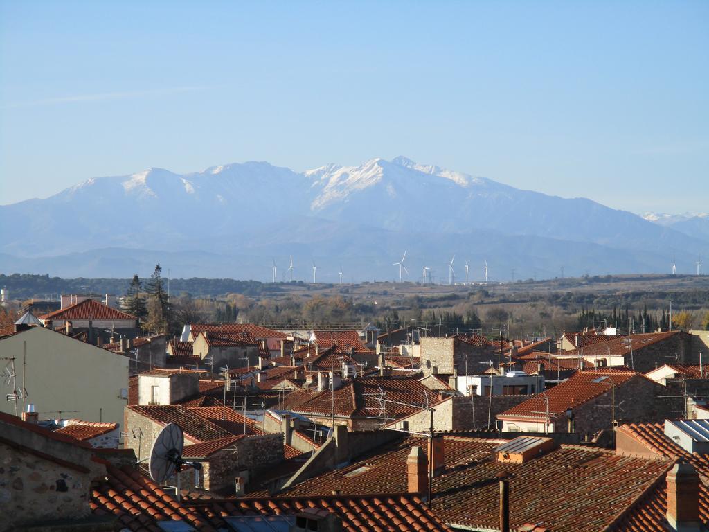 Le Presbytere Bed & Breakfast Rivesaltes Oda fotoğraf