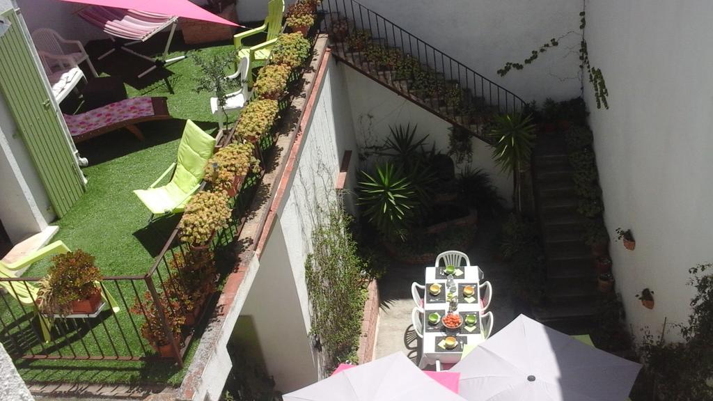 Le Presbytere Bed & Breakfast Rivesaltes Dış mekan fotoğraf