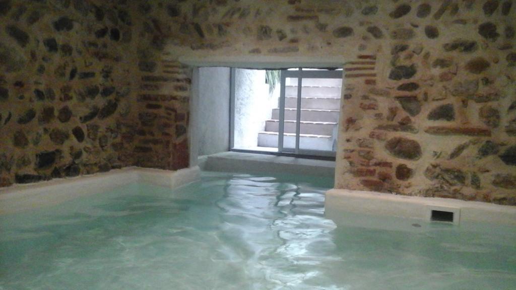 Le Presbytere Bed & Breakfast Rivesaltes Dış mekan fotoğraf